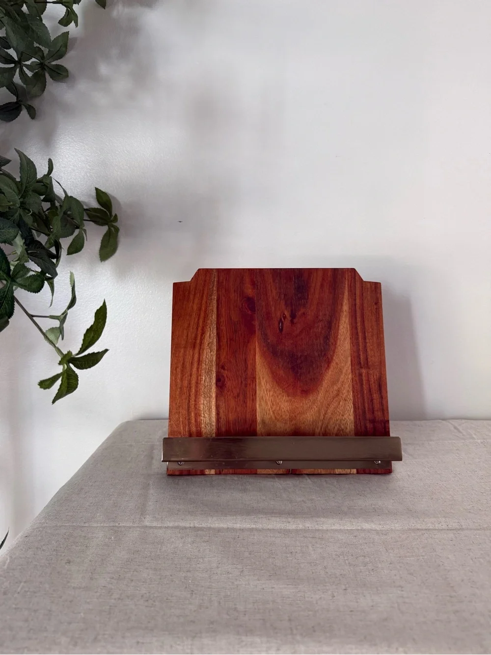 Hearth and Hand Recipe Book Stand